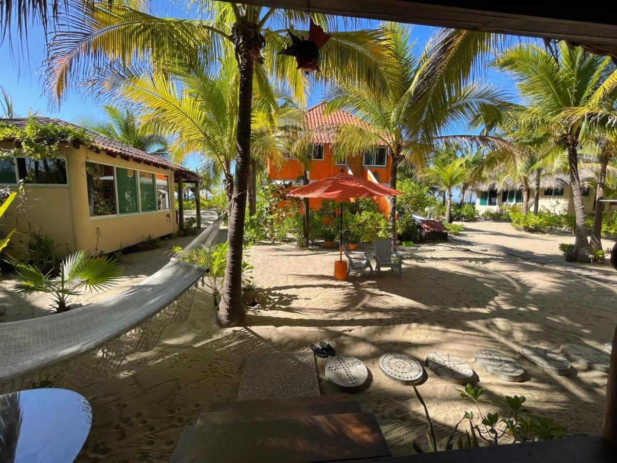 Bungalows Tree Tops - Adults Only Zihuatanejo Exterior foto